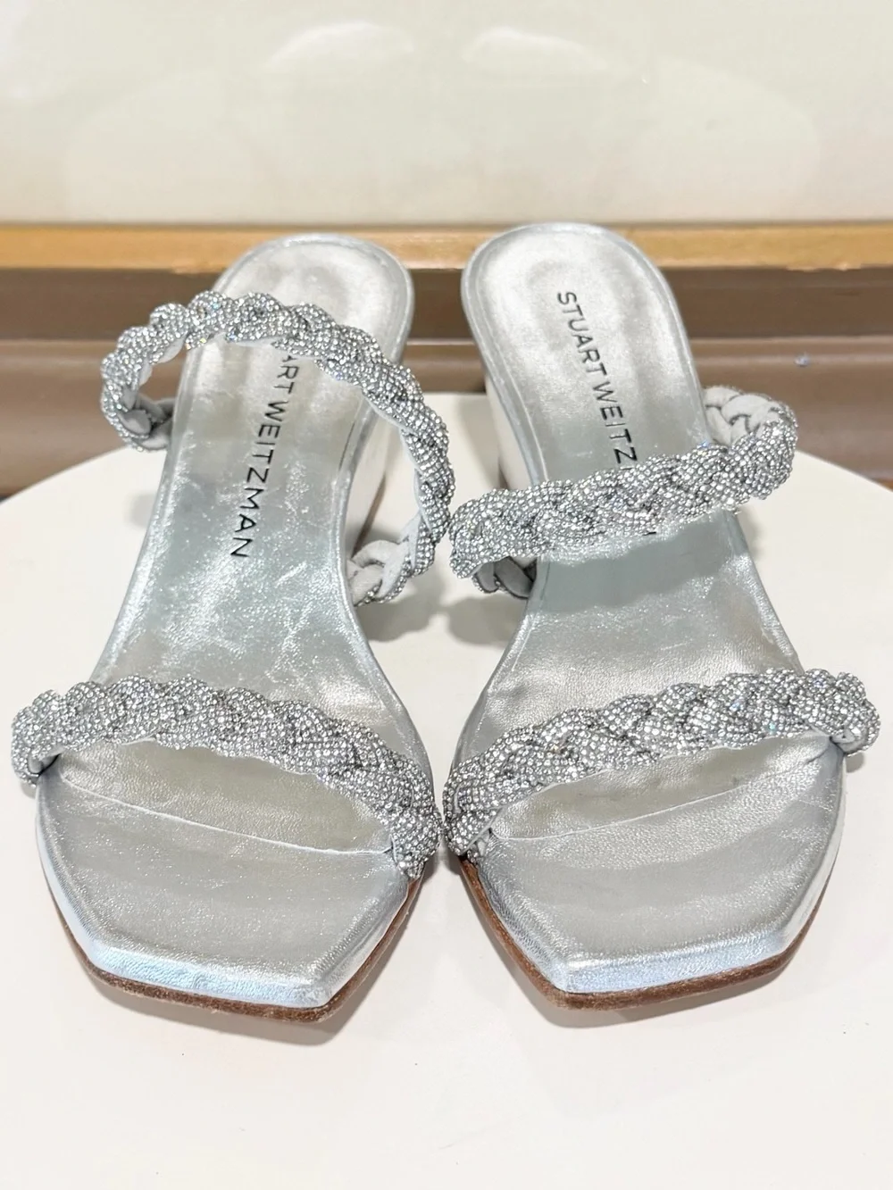 🌹STUART WEITZMAN🌹 Highshine Crystal Braid Wedge Sandals In Silver Size: 5.5 B - Picture 4 of 16